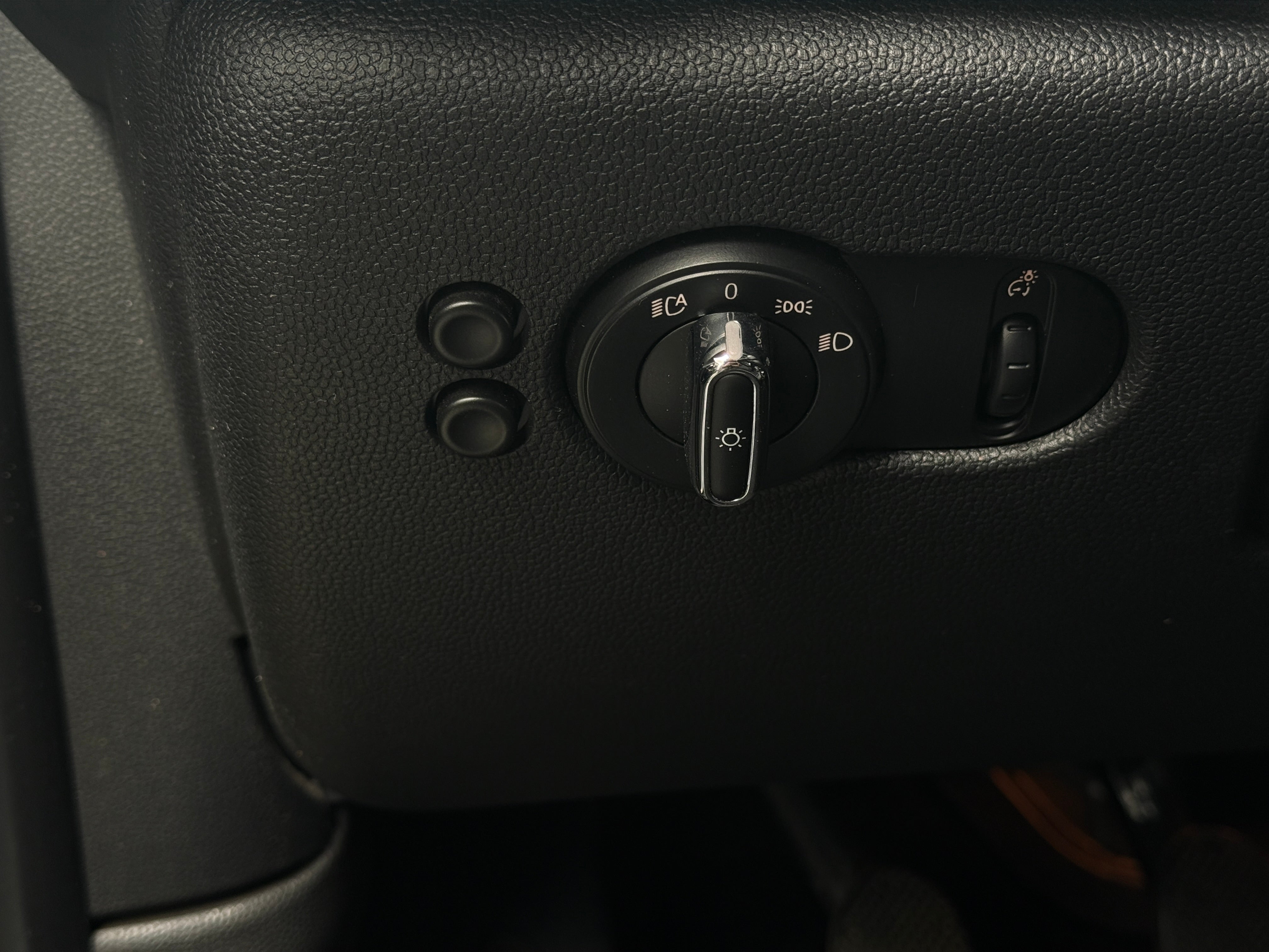 mini hardtop 2 door 2019 WMWXP5C57K2D72120 image mini hardtop 2 door 2019 WMWXP5C57K2D72120 image